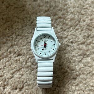 Precision by Gruen women’s rare vintage‎ white wristwatch fits a S-M sized wrist